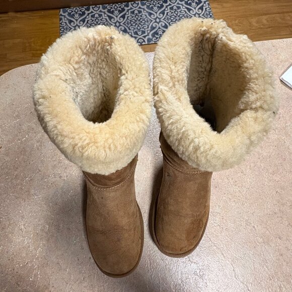 UGG Classic Tall Boots Chestnut Sheepskin Lined Pre-Owned 9 - Picture 7 of 16